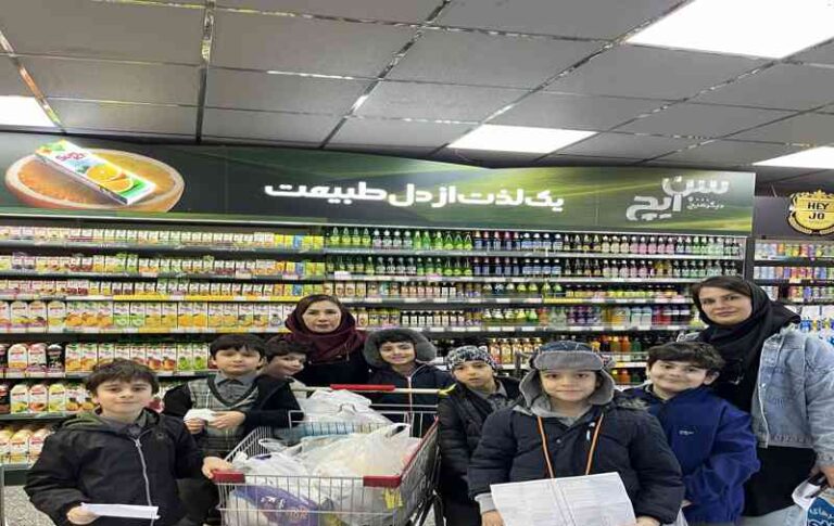 برنامه آموزشی و فوق برنامه متنوع