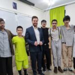 دبیرستان متوسطه دوره اول پسرانه غیر دولتی دکتر هشترودی