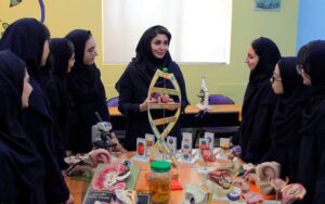 دبیرستان متوسطه دوره دوم دخترانه غیر دولتی نگرش آرمانی