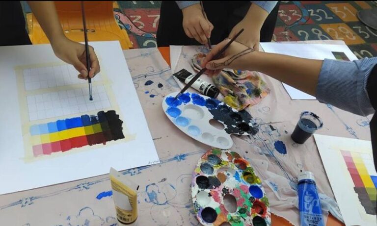فعالیت هنری