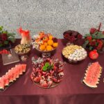 سفره‌ی شب یلدا در مجتمع دخترانه اندیشه پارسیان