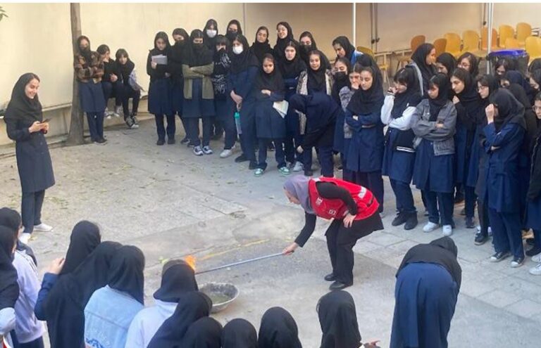 تجمع ورزشی دانش‌آموزان