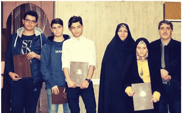 سلف سرویس و کتابخانه