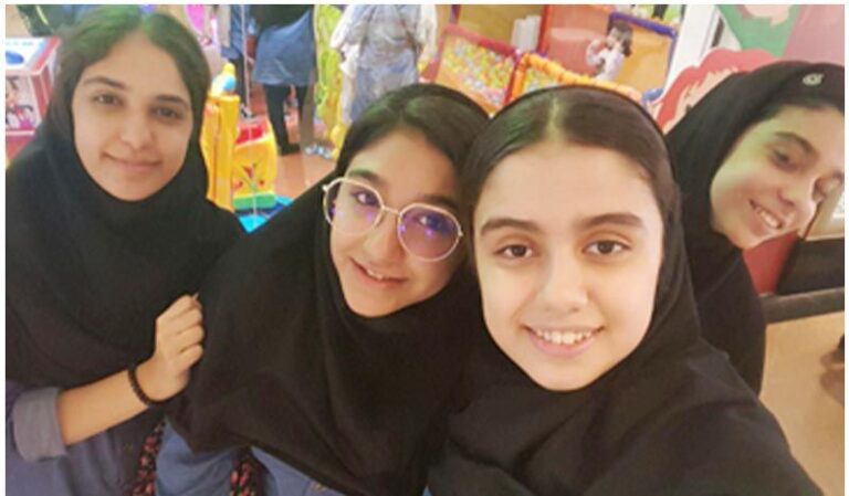 لحظه‌ای شادی