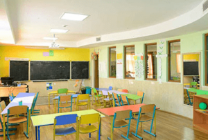 کلاس درسی رنگین