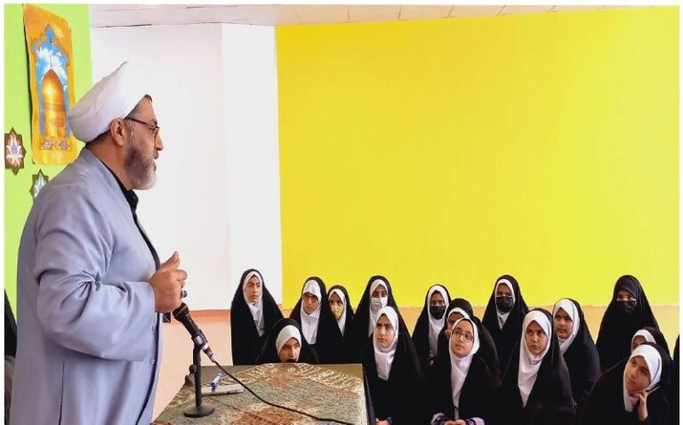 سخنرانی آموزشی